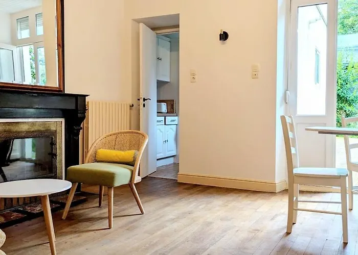 L'envolee Sur Cour, T2 Apartamento